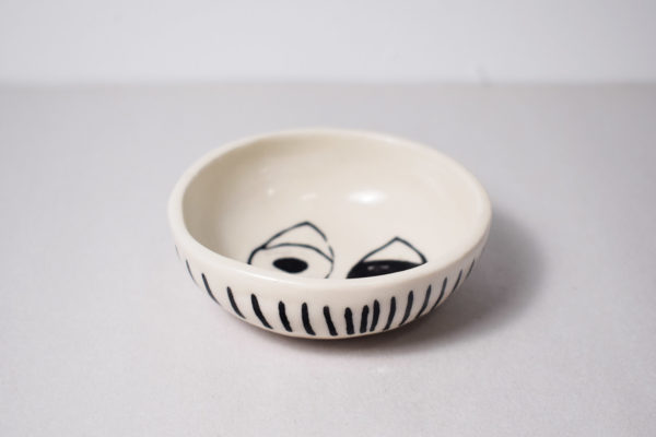 Decorated ceramic bowl